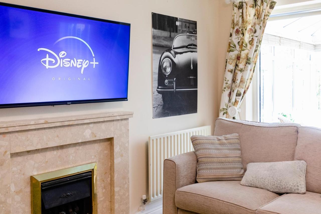Chichester Retreat House With Free Parking Exteriör bild