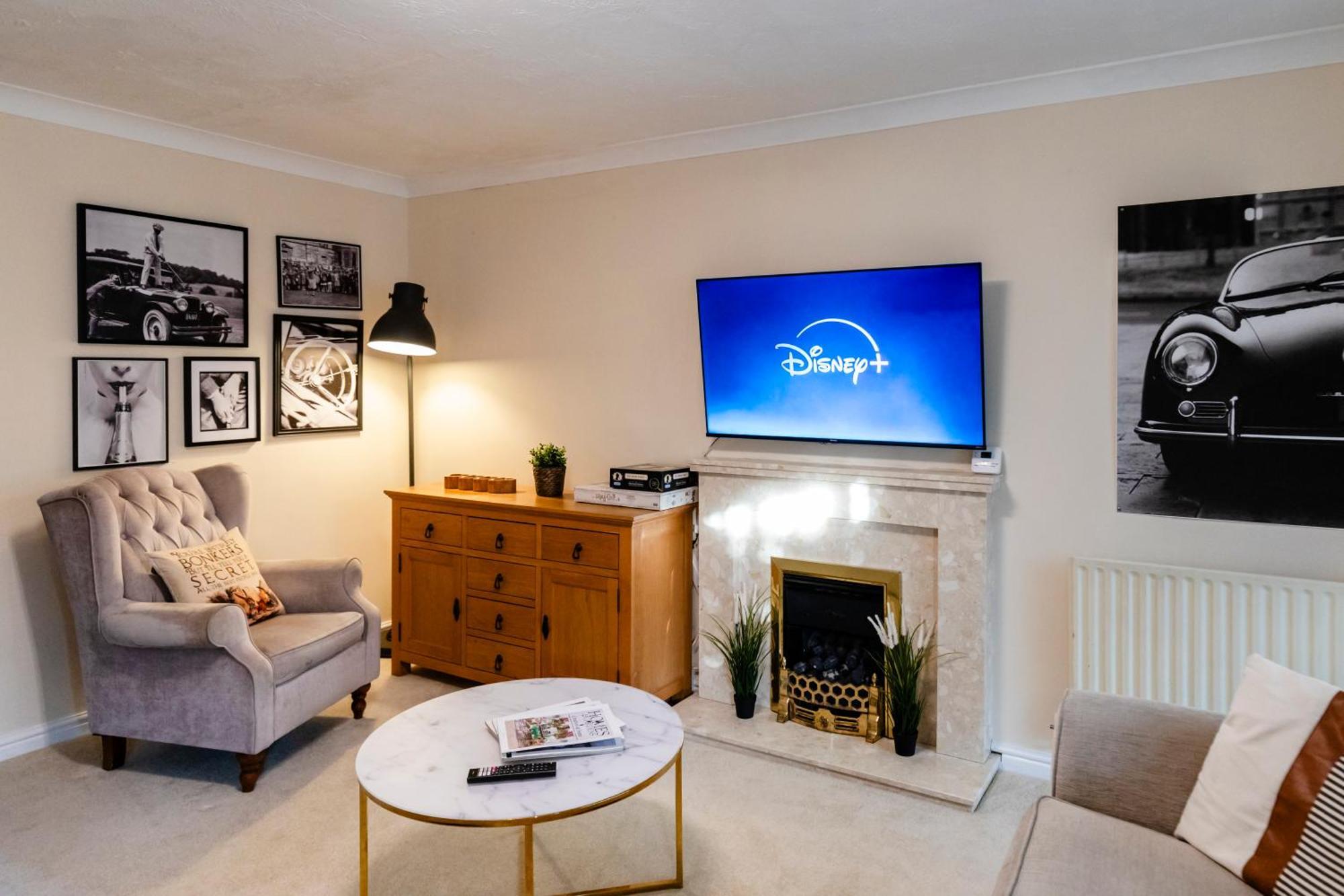 Chichester Retreat House With Free Parking Exteriör bild